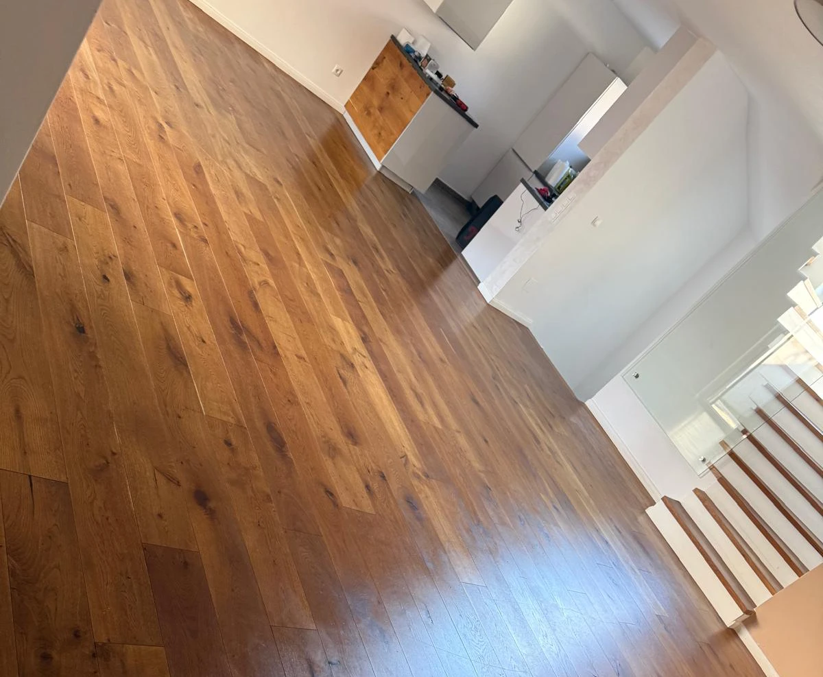 reinigungshelden-Gebäudereinigung5 (1) reinigungshelden-Gebäudereinigung5 (1)